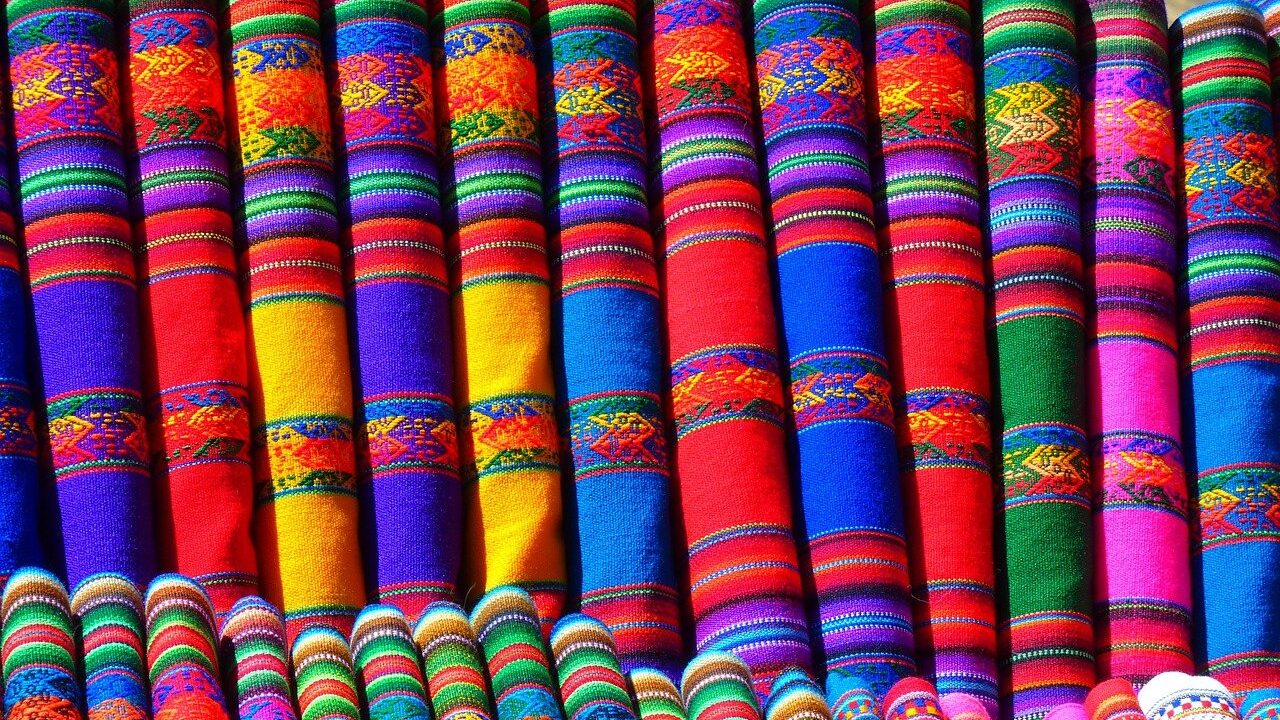fabric-43354_1280